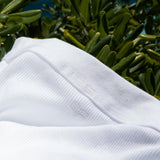 Jon, rebraste spodnjice z zasilnim izhodom